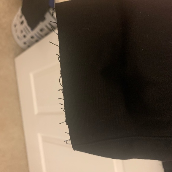 Black Old Navy Rockstar jeans - Picture 4 of 6